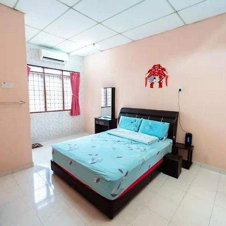 Star Light Homestay Sitiawan Exteriér fotografie